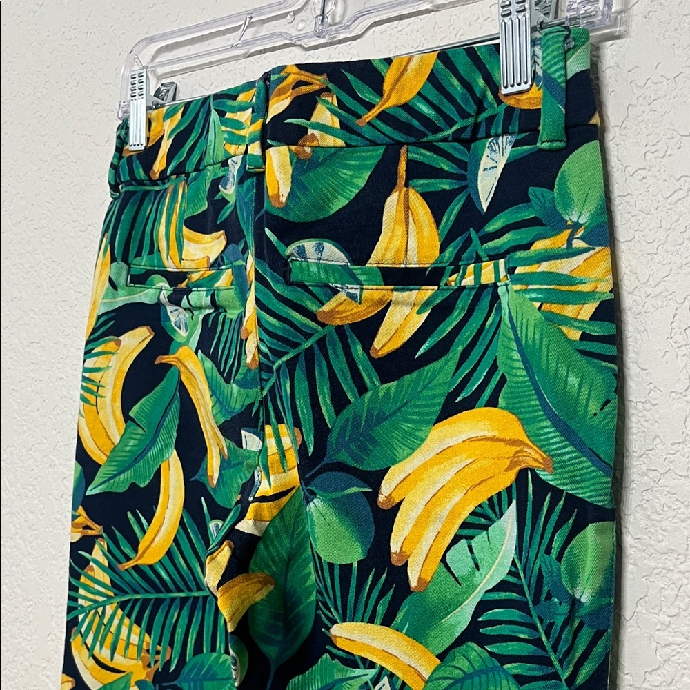 Old Navy Women’s Size 2 Green Tropical Banana Print Pixie Ankle Pants - Picture 11 of 11